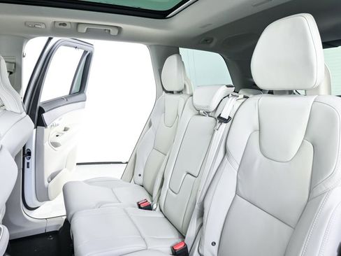 New 2026 Volvo XC90 T8 Ultra AWD/4WD image 21