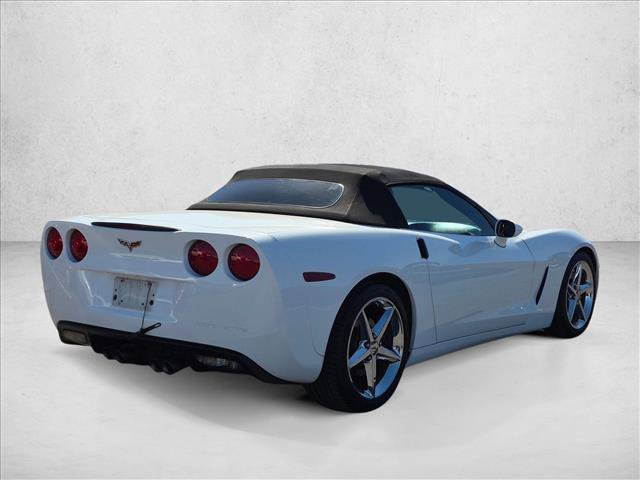 Used 2011 Chevrolet Corvette Convertible w/ Preferred Equipment Group RWD image 5