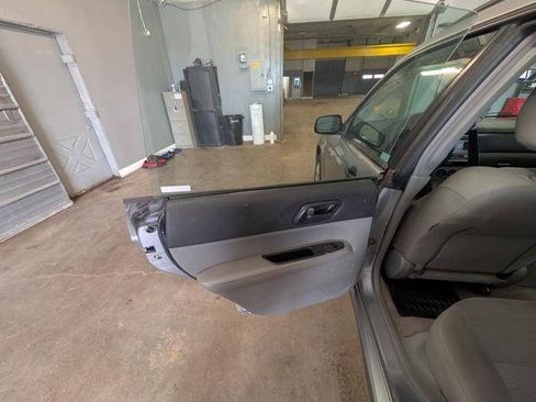 Used 2008 Subaru Forester 2.5X AWD/4WD image 24