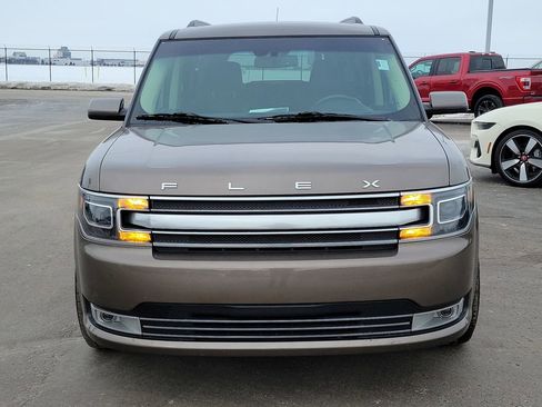 Used 2019 Ford Flex Limited image 2