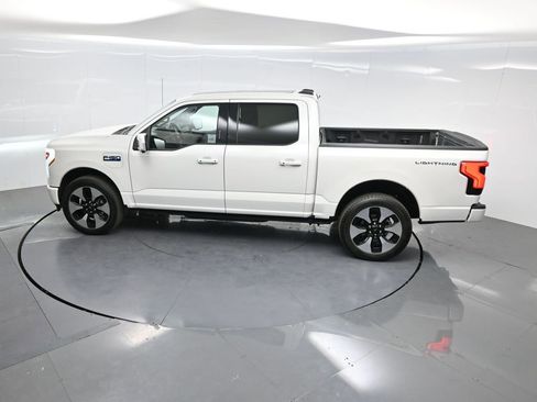Used 2024 Ford F150 Lightning Platinum AWD/4WD image 48