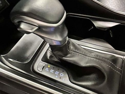 Used 2023 Kia Sorento S w/ Panoramic Sunroof Package FWD image 19
