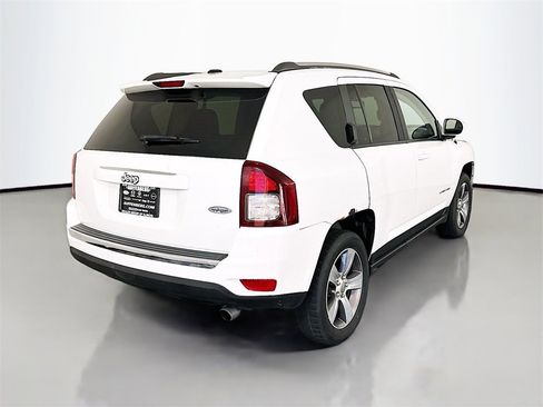 Used 2017 Jeep Compass High Altitude image 7
