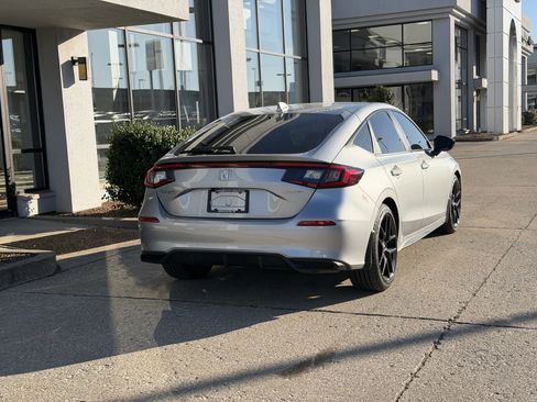 Used 2025 Honda Civic Sport image 5