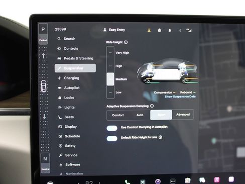 Used 2022 Tesla Model S Plaid image 19