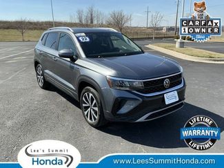 Used 2022 Volkswagen Taos SE video 1