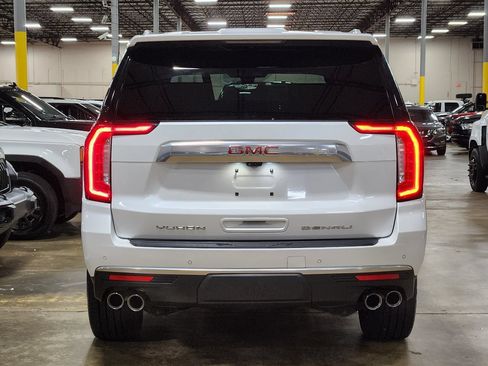 Used 2021 GMC Yukon Denali w/ Denali Ultimate Package AWD/4WD image 10