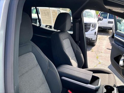 Used 2026 GMC Terrain Elevation FWD image 7
