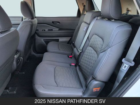 Used 2025 Nissan Pathfinder SV image 16