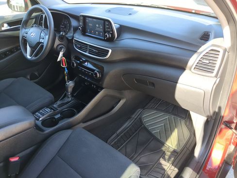Used 2019 Hyundai Tucson SE image 11