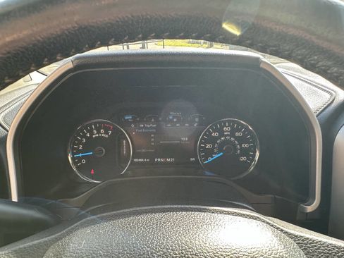 Used 2015 Ford F150 Lariat w/ Equipment Group 502A Luxury image 14