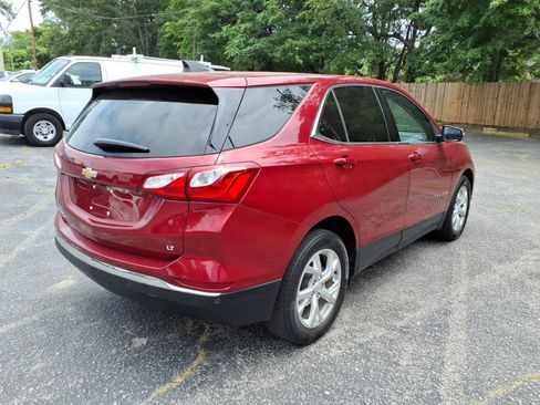 Used 2019 Chevrolet Equinox LT FWD image 3