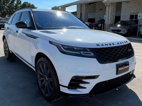 Used 2019 Land Rover Range Rover Velar R-Dynamic SE image 3