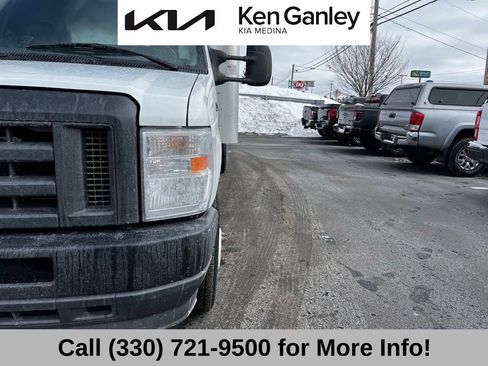 Used 2024 Ford E-450 and Econoline 450 Super Duty w/ Power Windows & Locks Group RWD image 12