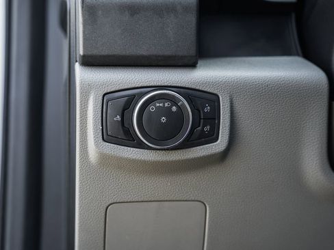 Used 2021 Ford F250 XL w/ STX Appearance Package RWD image 47