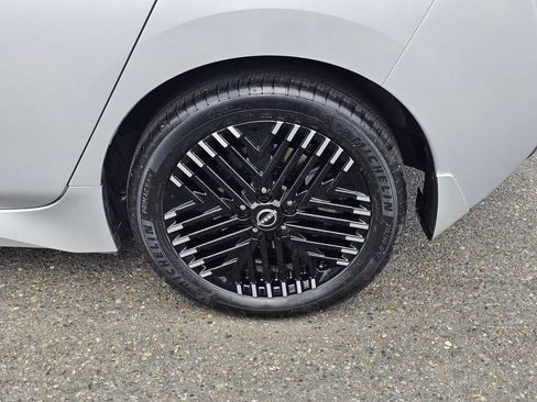Used 2024 Nissan Leaf SV Plus FWD image 9