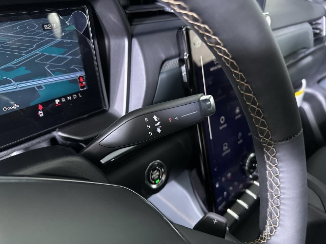 New 2027 GMC Terrain AT4 w/ Convenience Package III AWD/4WD image 17