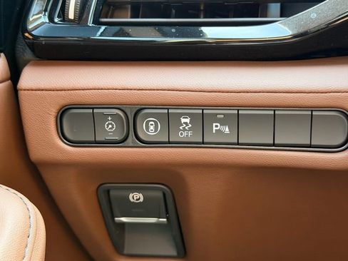 New 2026 Acura MDX w/ Technology Package FWD image 17