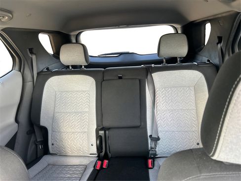 Used 2022 Chevrolet Equinox LT image 15