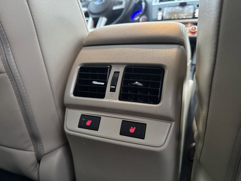 Used 2017 Subaru Outback 2.5i Limited image 29