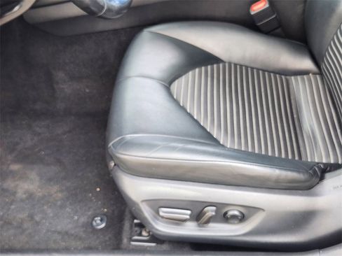 Used 2018 Toyota Camry SE image 8