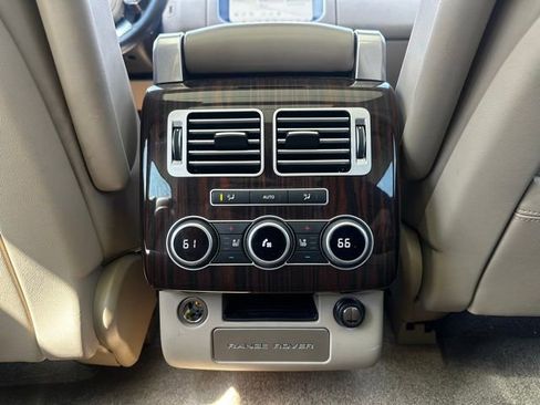 Used 2017 Land Rover Range Rover Supercharged AWD/4WD image 25