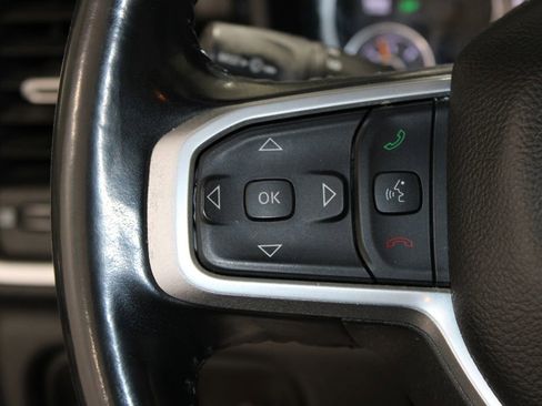 Used 2022 RAM 1500 Big Horn AWD/4WD image 37