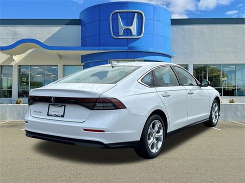 New 2025 Honda Accord LX image 2