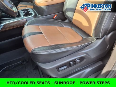 Used 2022 Chevrolet Silverado 1500 High Country w/ Technology Package image 17