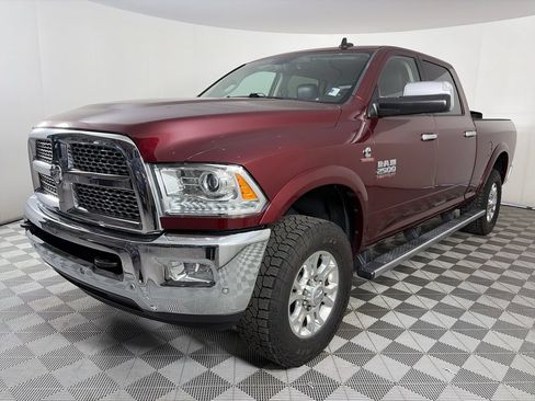 Used 2017 RAM 2500 Laramie AWD/4WD image 3