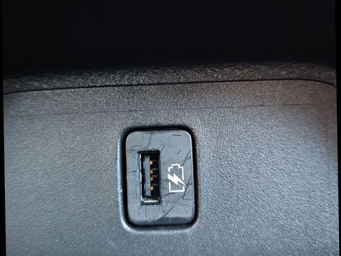 Used 2021 Nissan Sentra SV image 13