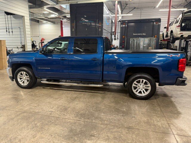 Used 2017 Chevrolet Silverado 1500 LT w/ All Star Edition AWD/4WD image 33