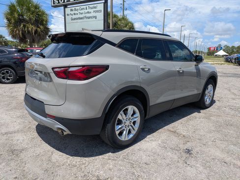 Used 2021 Chevrolet Blazer LT FWD image 4