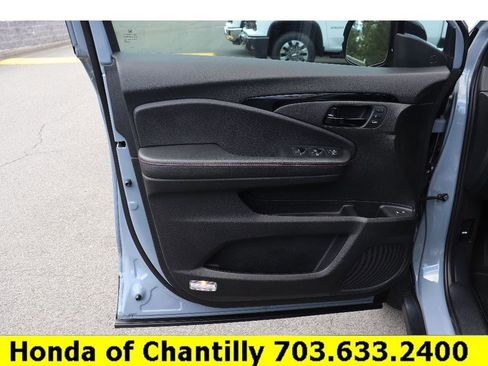 Certified 2024 Honda Passport Black Edition image 22