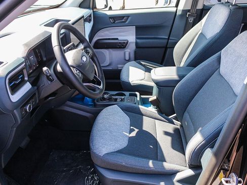 New 2025 Ford Maverick XLT w/ XLT Luxury Package image 18