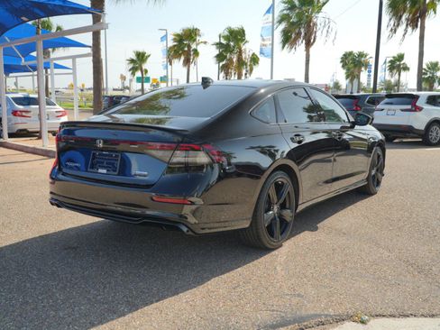 Used 2024 Honda Accord Sport image 5