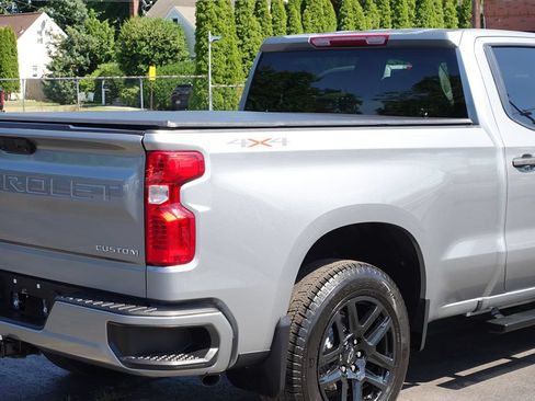 Used 2024 Chevrolet Silverado 1500 Custom AWD/4WD image 11