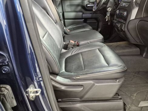 Used 2022 Chevrolet Silverado 2500 Custom w/ Gooseneck/5TH Wheel Package AWD/4WD image 28