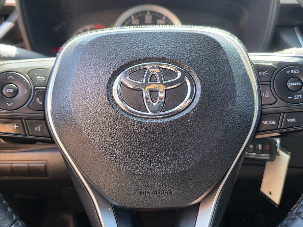Used 2021 Toyota Corolla SE FWD image 30