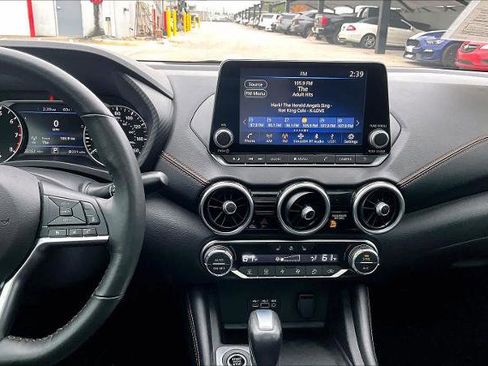 Certified 2022 Nissan Sentra SR w/ SR Premium Package image 6