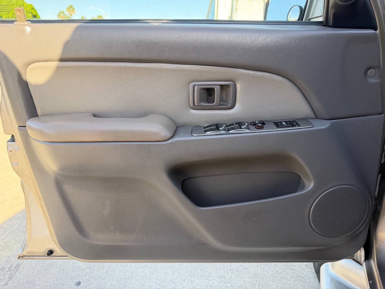 Used 2002 Toyota 4Runner SR5 w/ Sport Edition RWD image 13