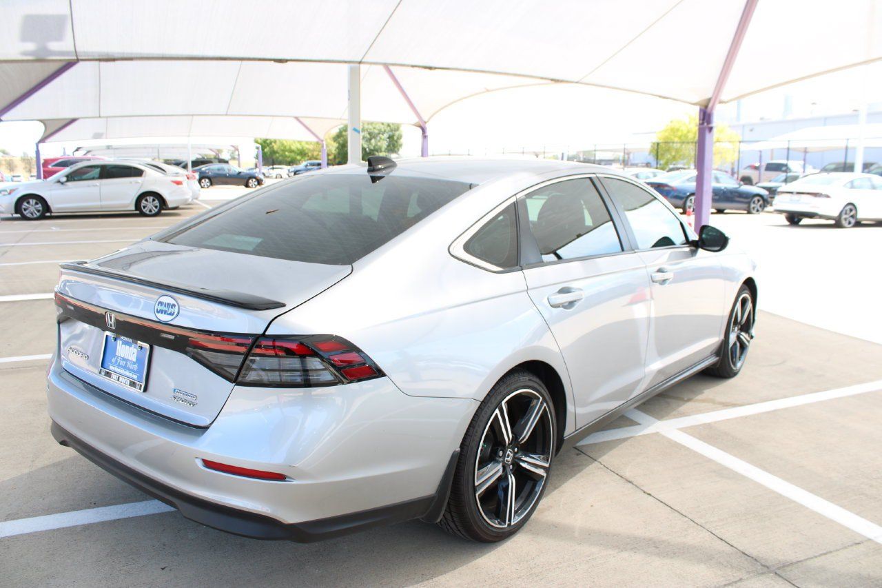 Used 2023 Honda Accord Sport image 5