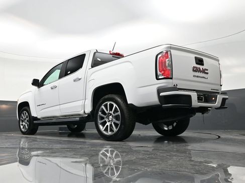 Used 2022 GMC Canyon Denali image 23