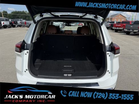 Used 2026 Nissan Rogue Platinum w/ Platinum Premium Package AWD/4WD image 11