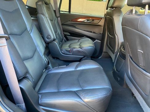 Used 2016 Cadillac Escalade 4WD image 48