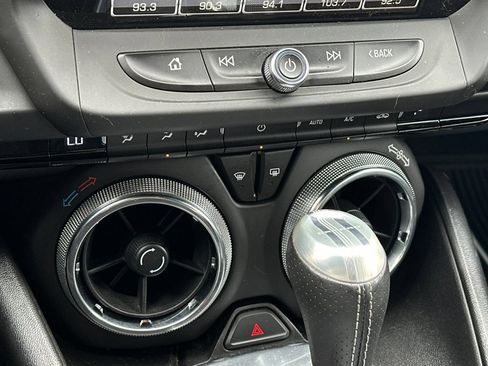 Used 2018 Chevrolet Camaro SS RWD image 20