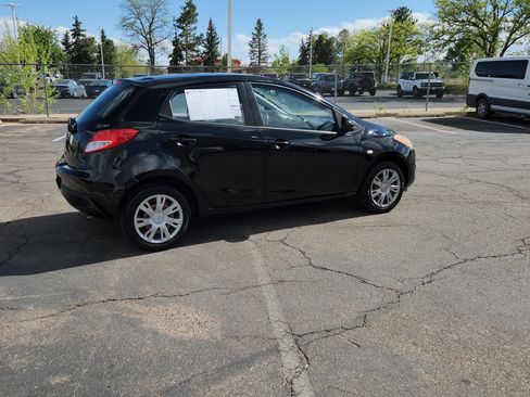 Used 2012 MAZDA MAZDA2 Sport FWD image 15