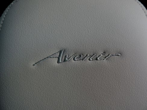 New 2026 Buick Enclave Avenir w/ Super Cruise Package image 20