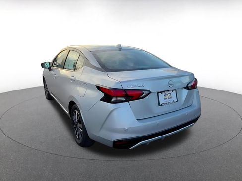 Used 2025 Nissan Versa SV image 11
