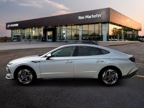 New 2026 Hyundai Sonata SEL FWD image 3